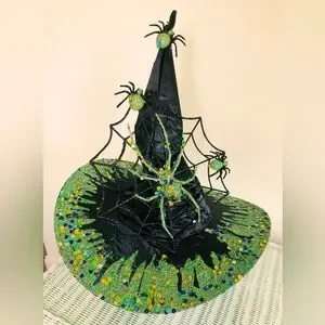 MaidinVain | Accessories | Witch Hat Black Satin Green  display picture 1